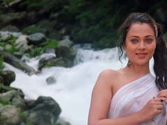 Bollywood Mandakini Raam Teri Ganga Maili